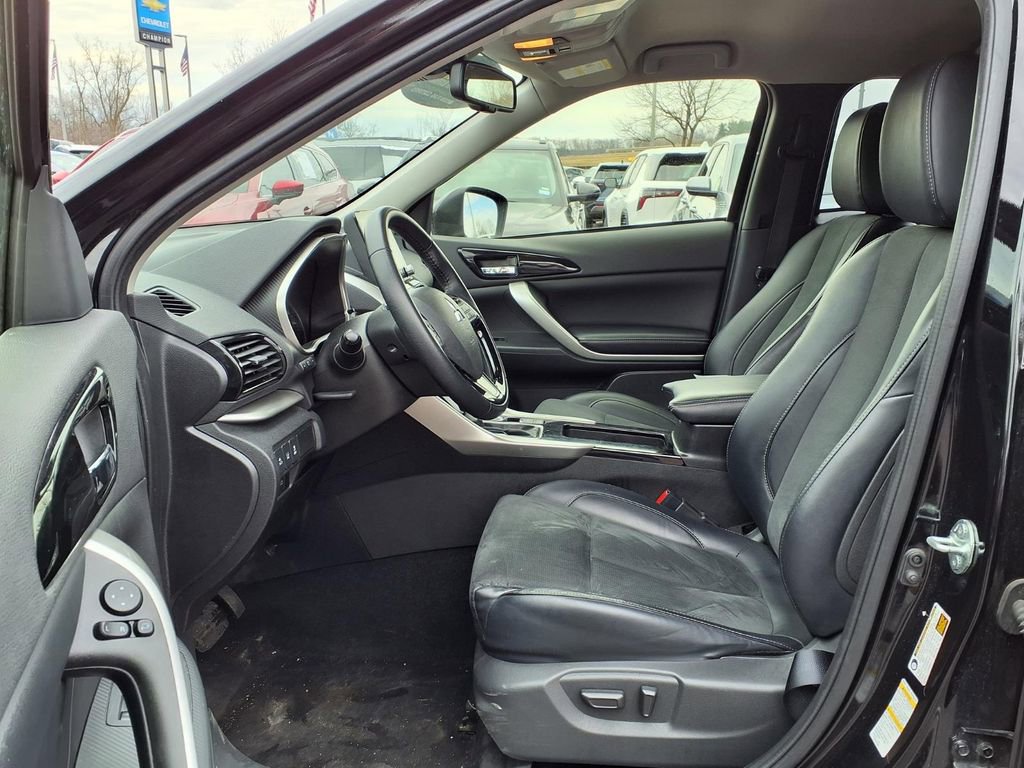Used 2024 Mitsubishi Eclipse Cross SE image 19