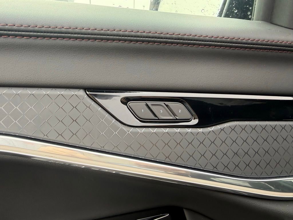 New 2025 Jeep Wagoneer S Limited w/ Comfort Package image 15