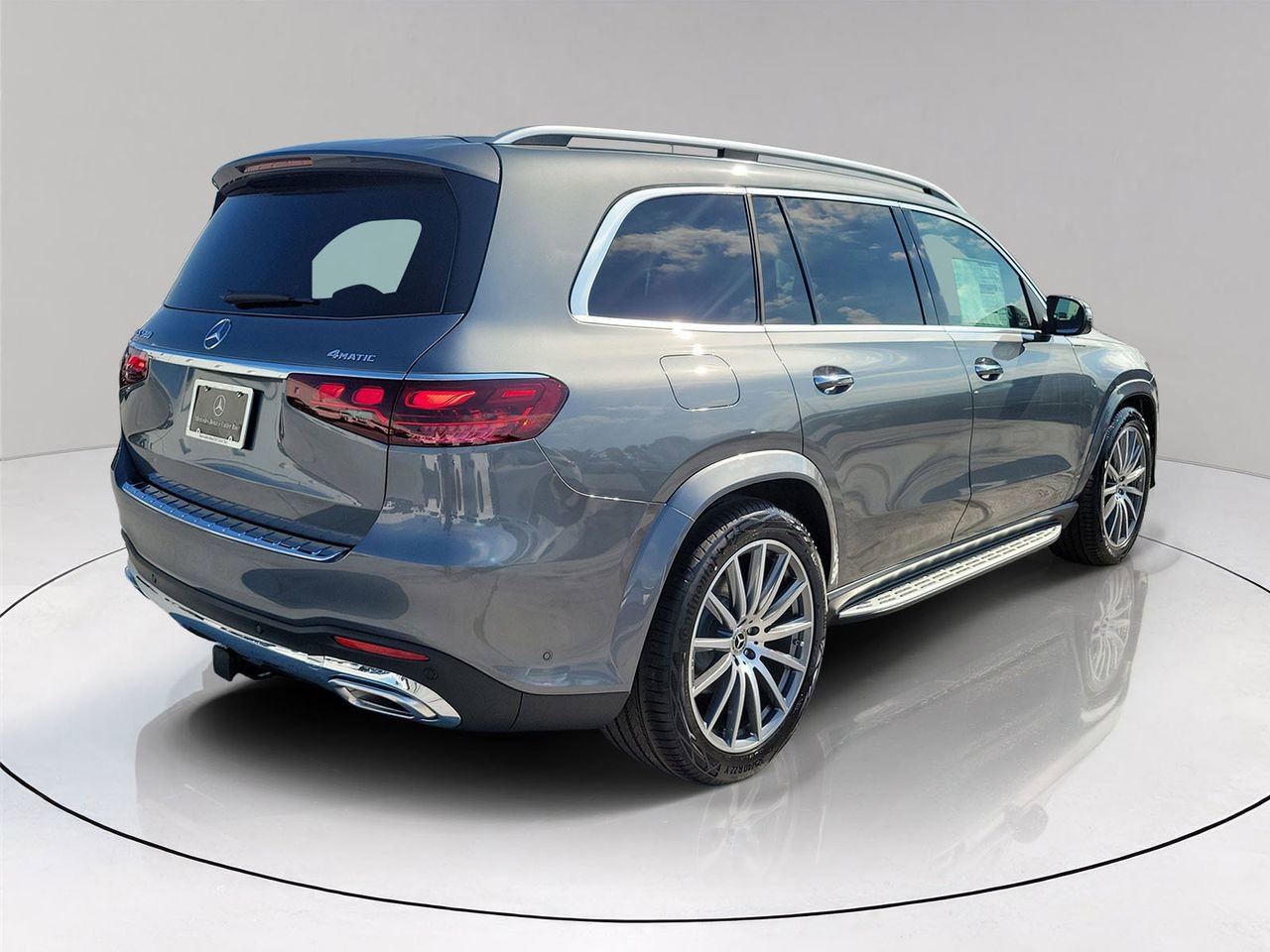New 2026 Mercedes-Benz GLS 580 4MATIC image 6