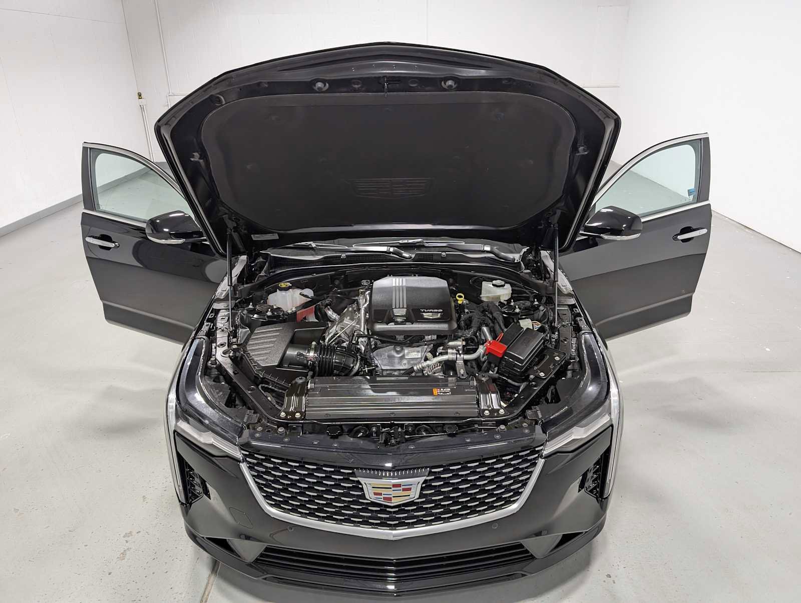 Certified 2023 Cadillac CT4 Premium Luxury image 13