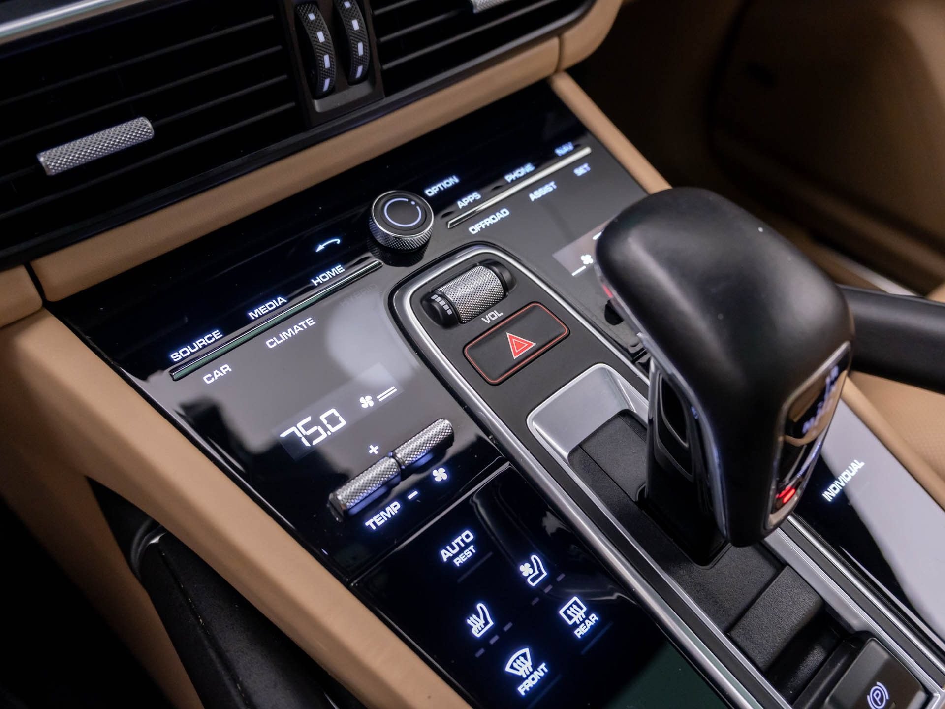 Used 2023 Porsche Cayenne Turbo S AWD/4WD image 22
