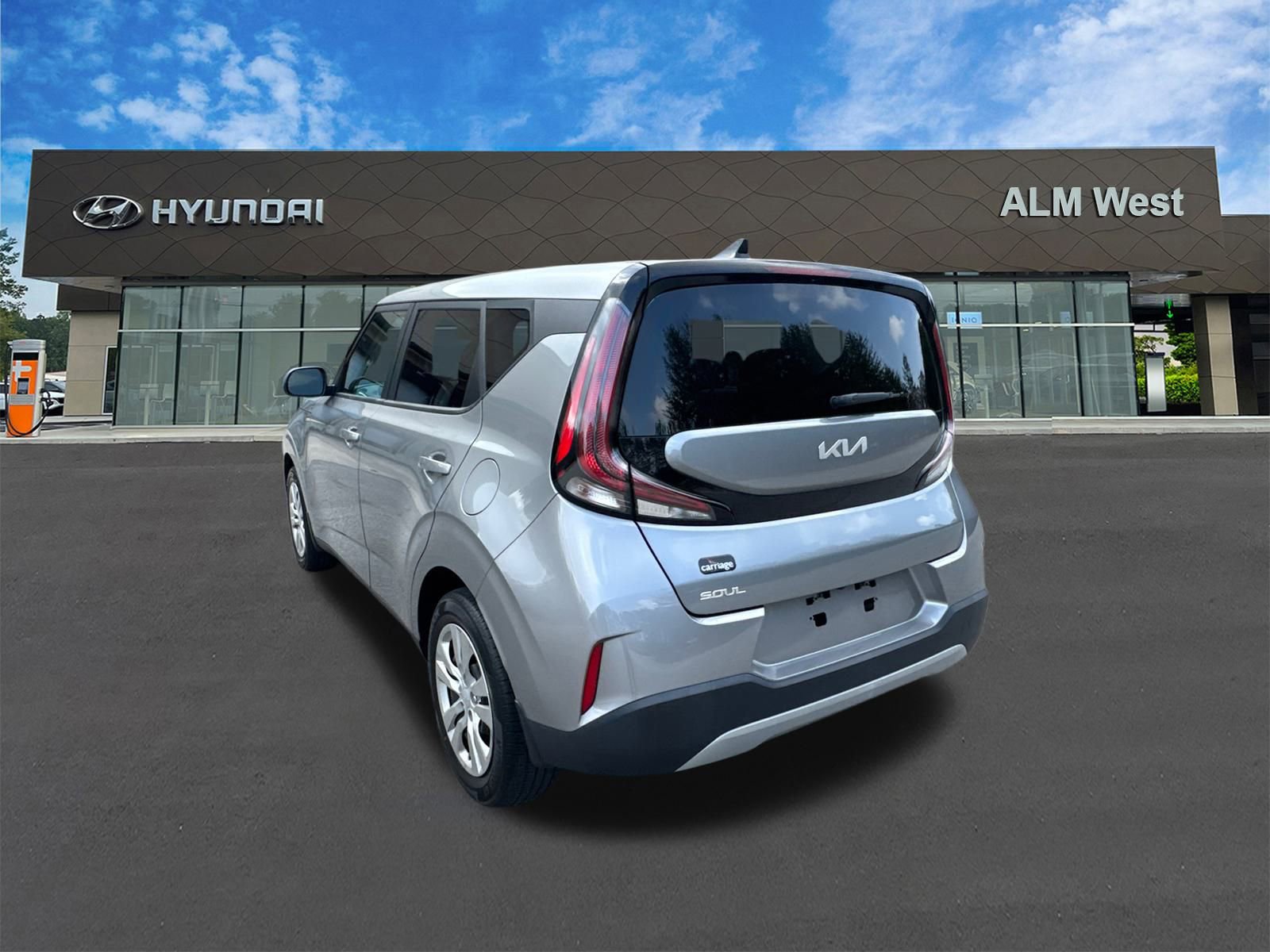 Used 2023 Kia Soul LX image 7