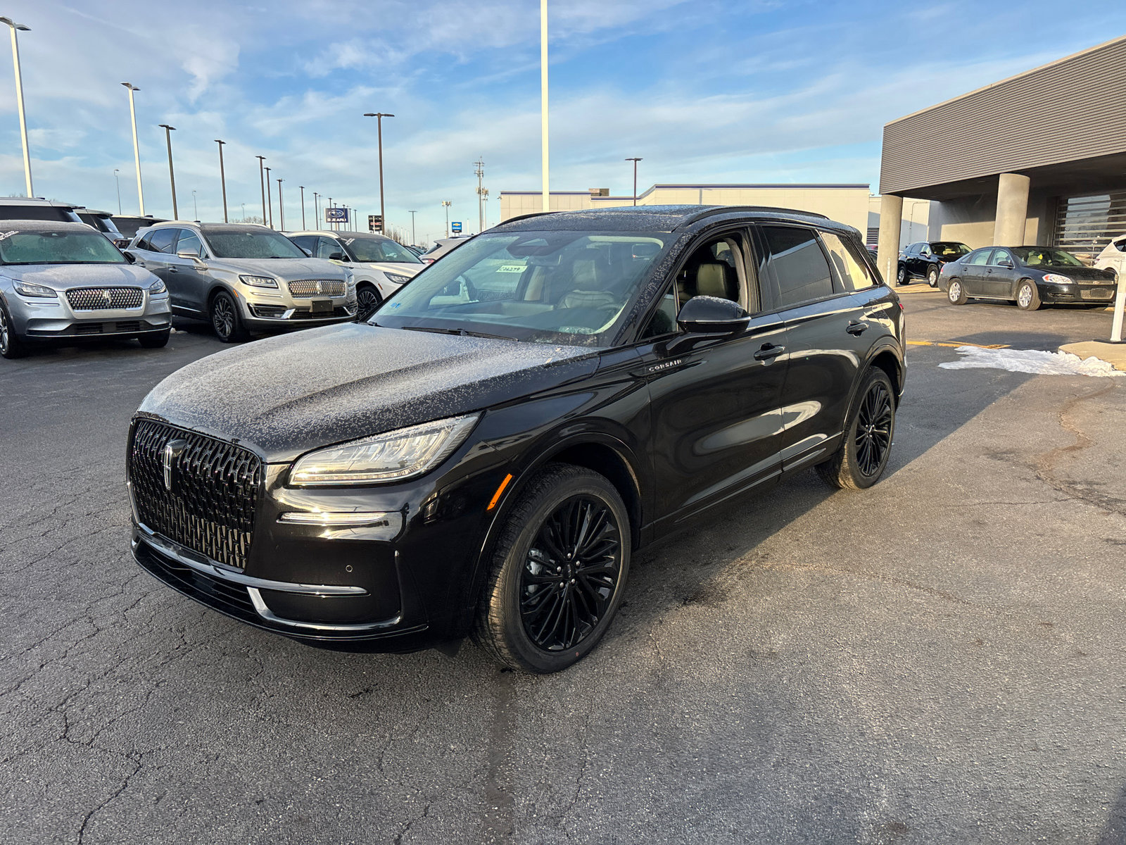 New 2026 Lincoln Corsair Premiere image 3