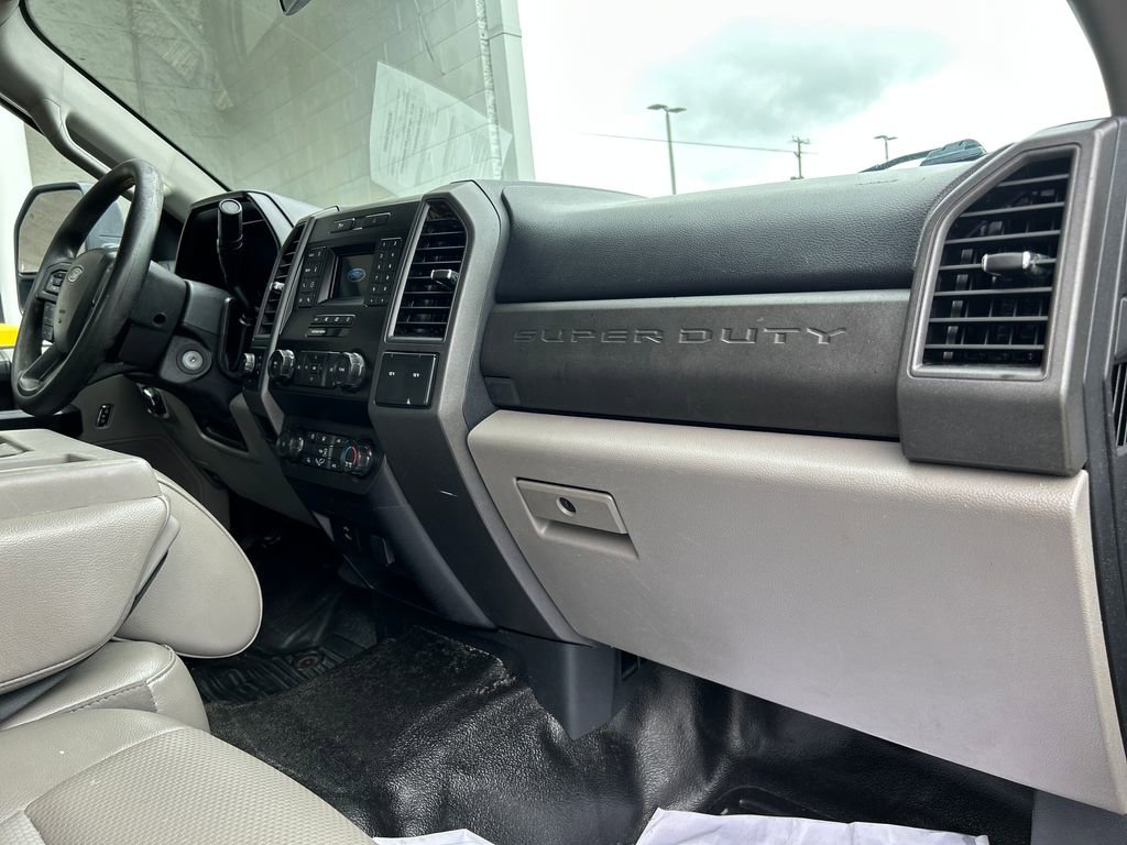 Used 2021 Ford F250 XL w/ Power Equipment Group AWD/4WD image 15