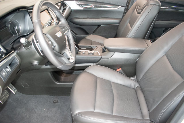 Used 2024 Cadillac XT6 Sport AWD/4WD image 23