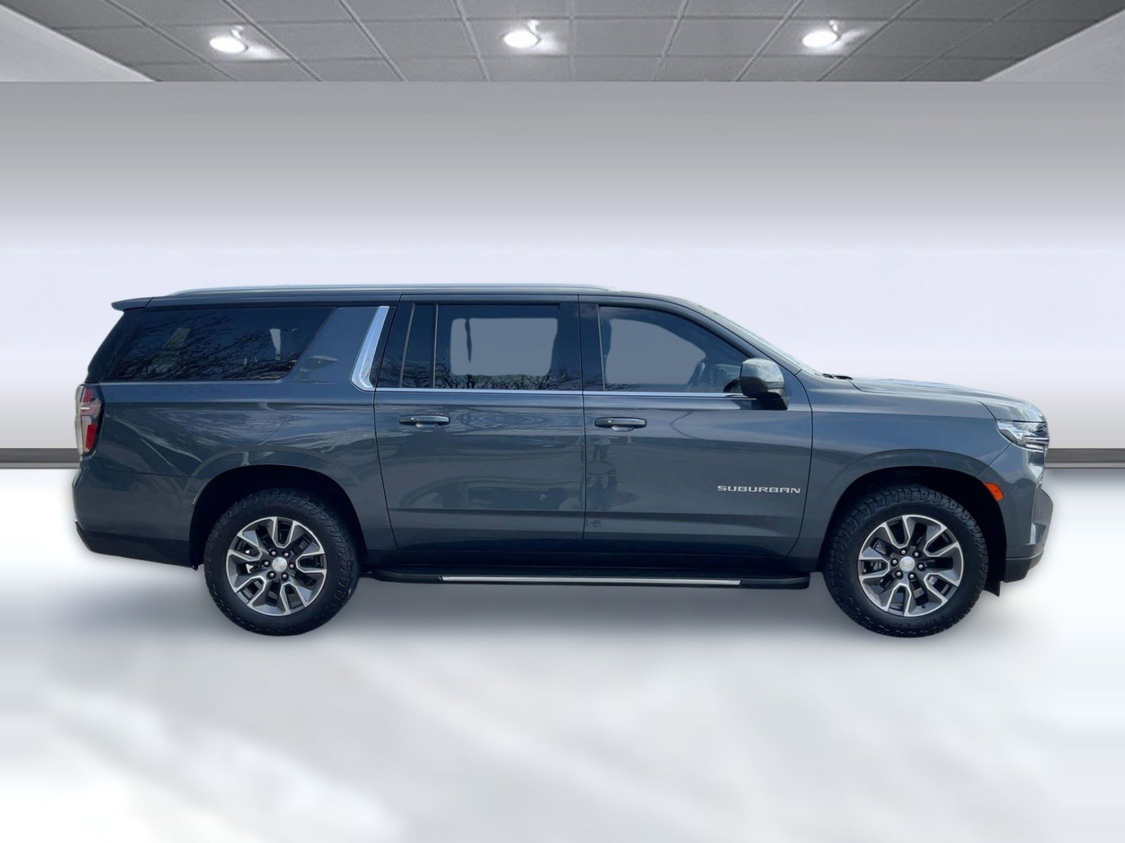 Certified 2021 Chevrolet Suburban LS w/ Driver Alert Package image 7