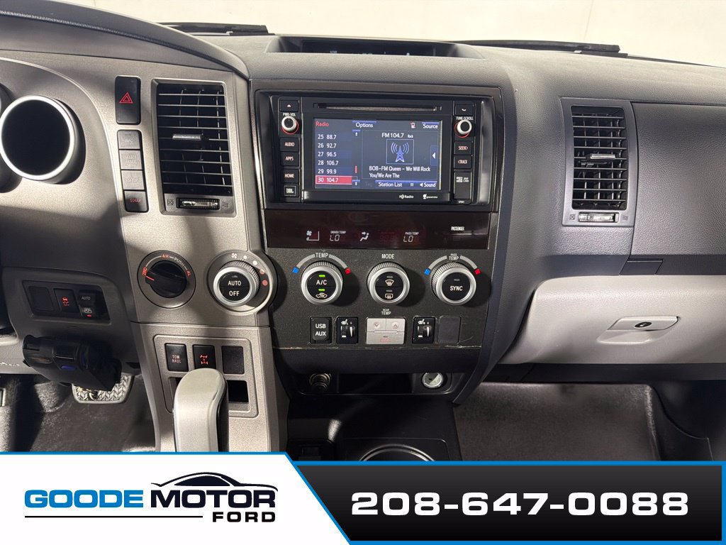 Used 2014 Toyota Sequoia Limited AWD/4WD image 15