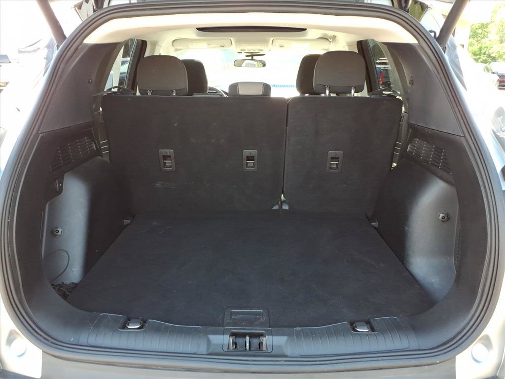 Used 2022 Ford Escape SE w/ SE Sport Appearance Package AWD/4WD image 13