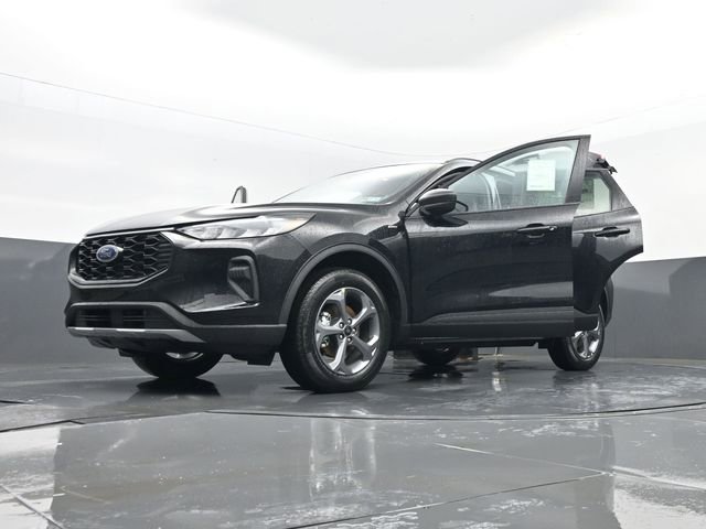 New 2026 Ford Escape ST-Line w/ Cold Weather Package AWD/4WD image 33