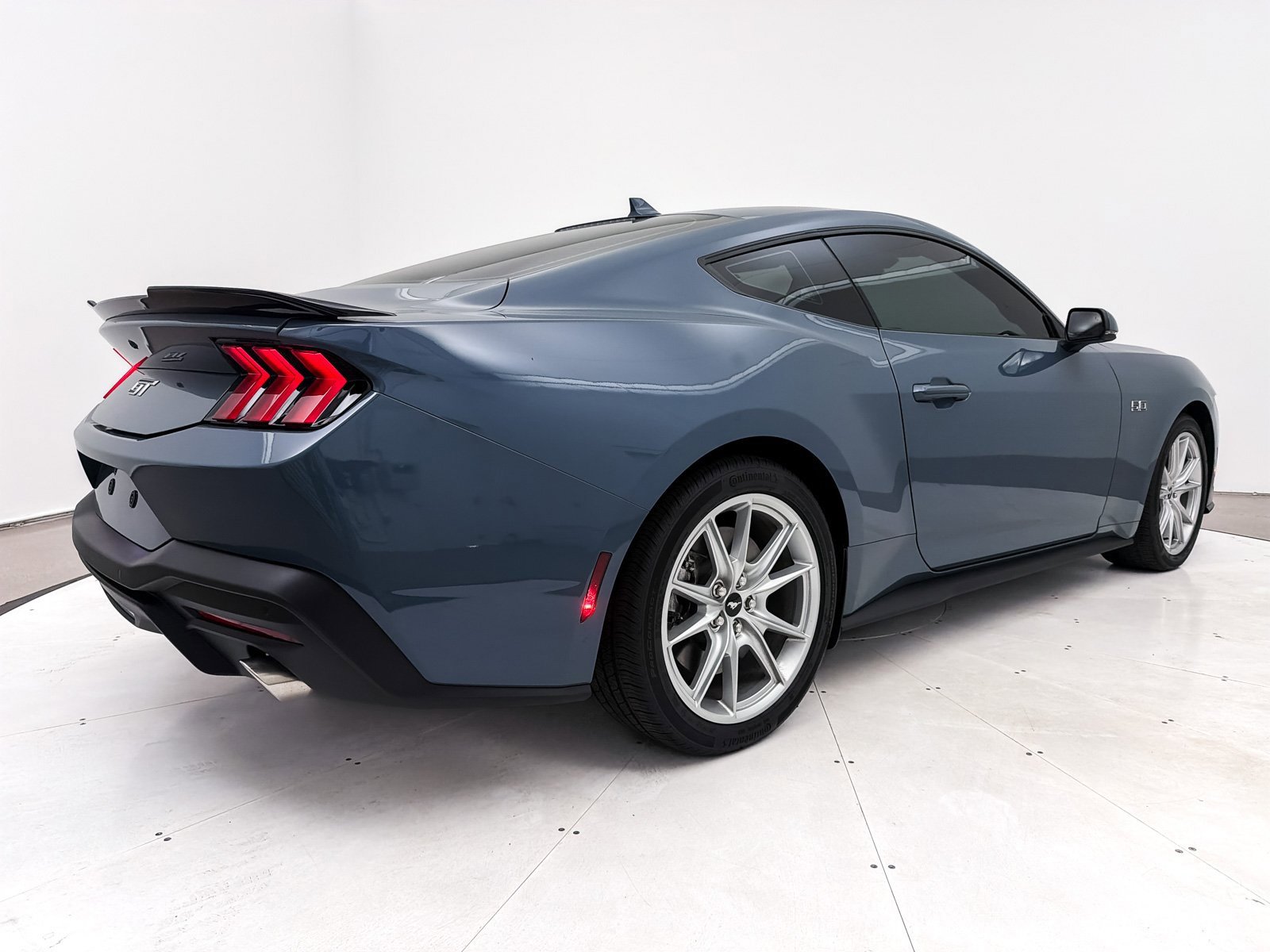 Used 2024 Ford Mustang GT Premium image 19