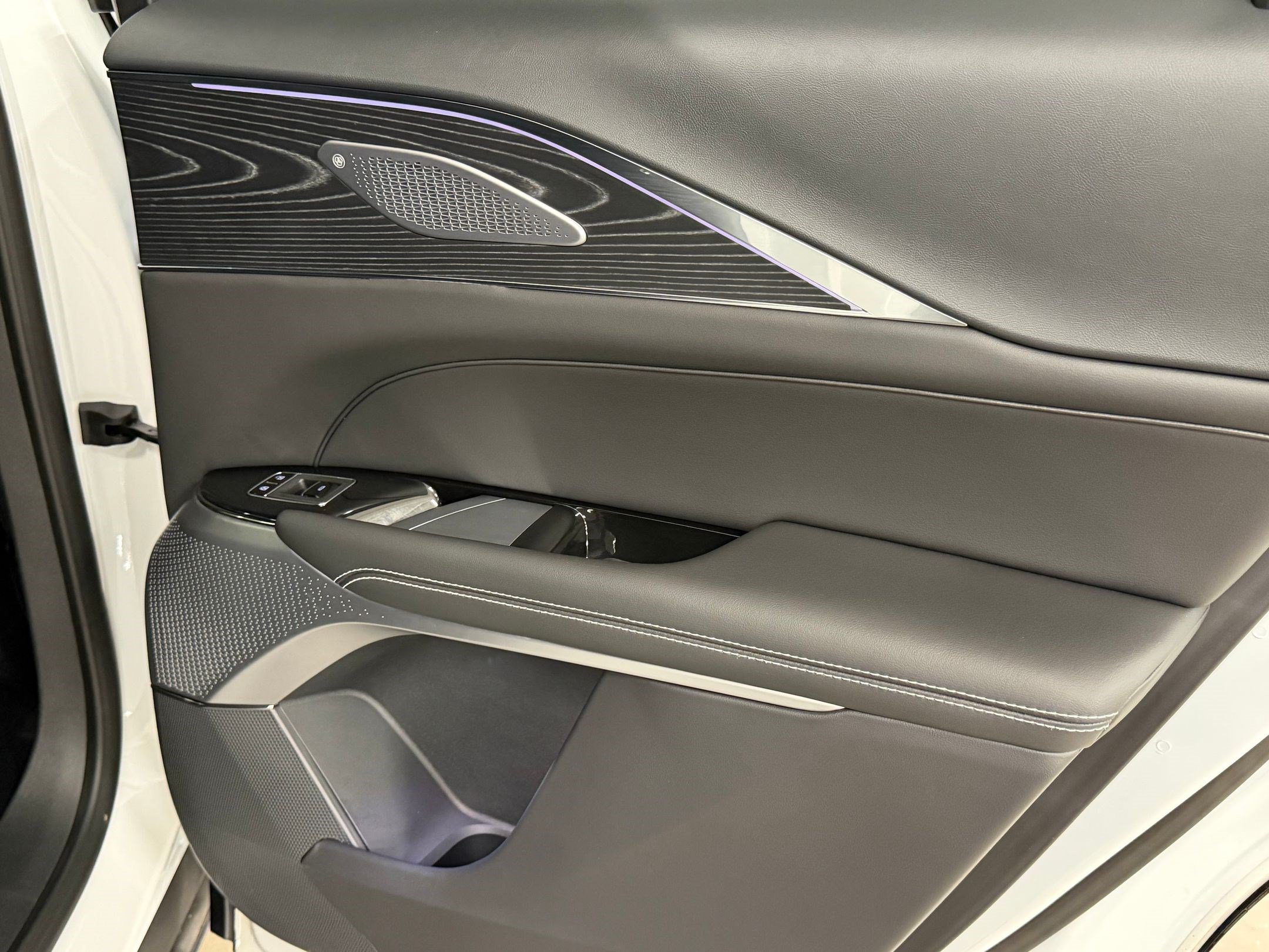 Certified 2024 Cadillac Lyriq Luxury RWD image 45