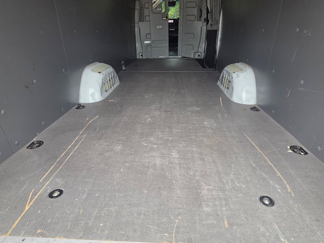 Used 2020 Mercedes-Benz Sprinter 2500 w/ Driver Convenience Package image 39