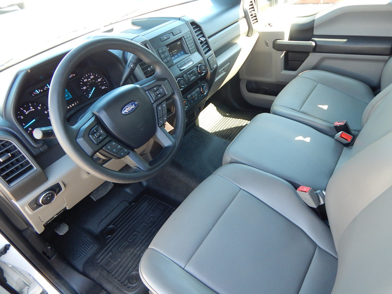 Used 2019 Ford F350 XL w/ XL Value Package RWD image 2