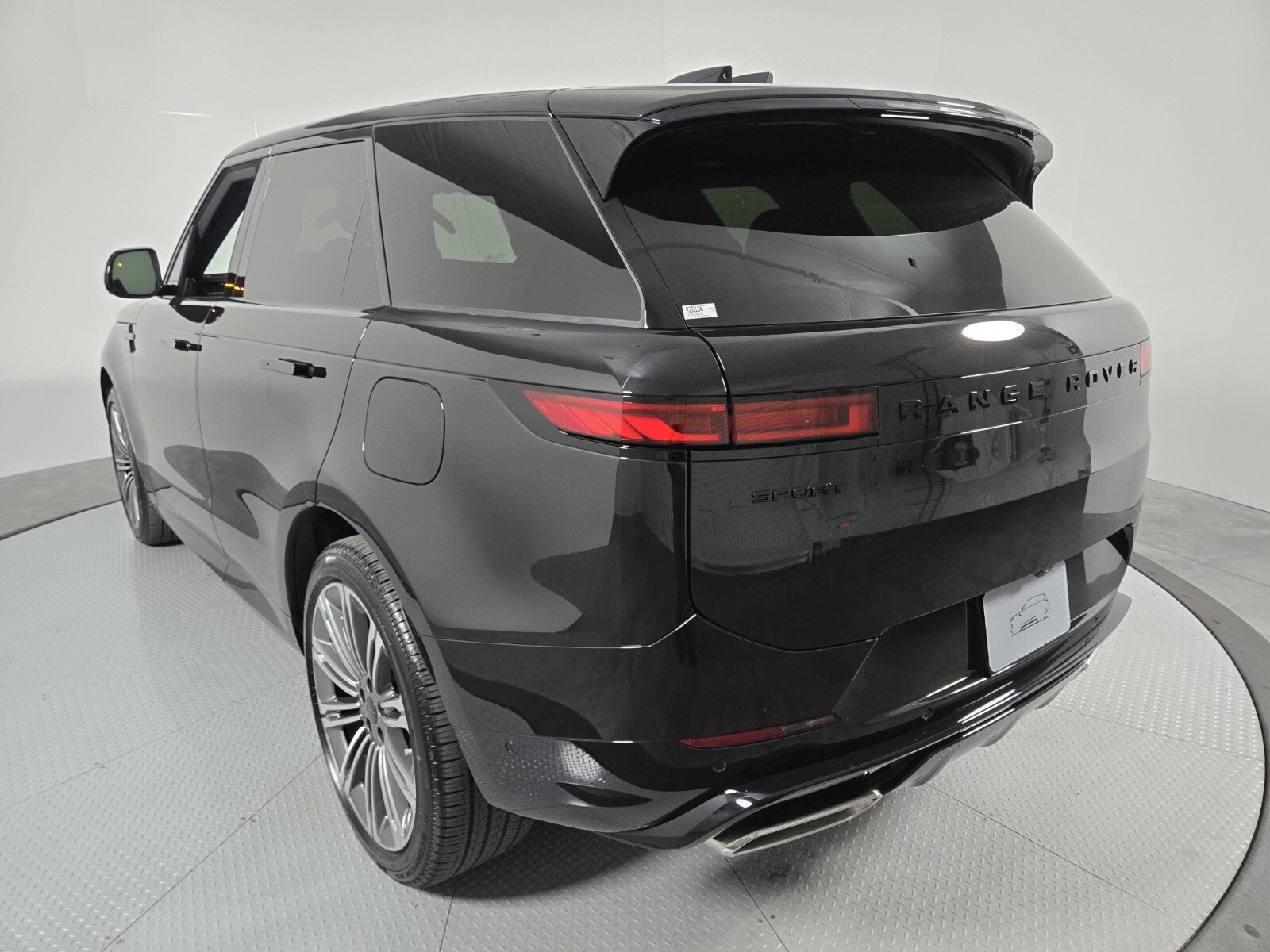 New 2026 Land Rover Range Rover Sport Dynamic SE image 16