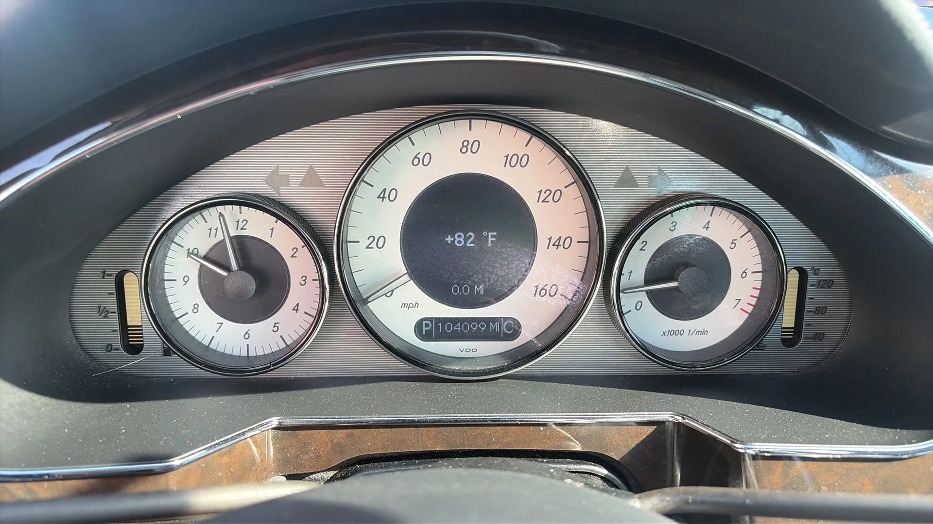 Used 2010 Mercedes-Benz CLS 550 image 41