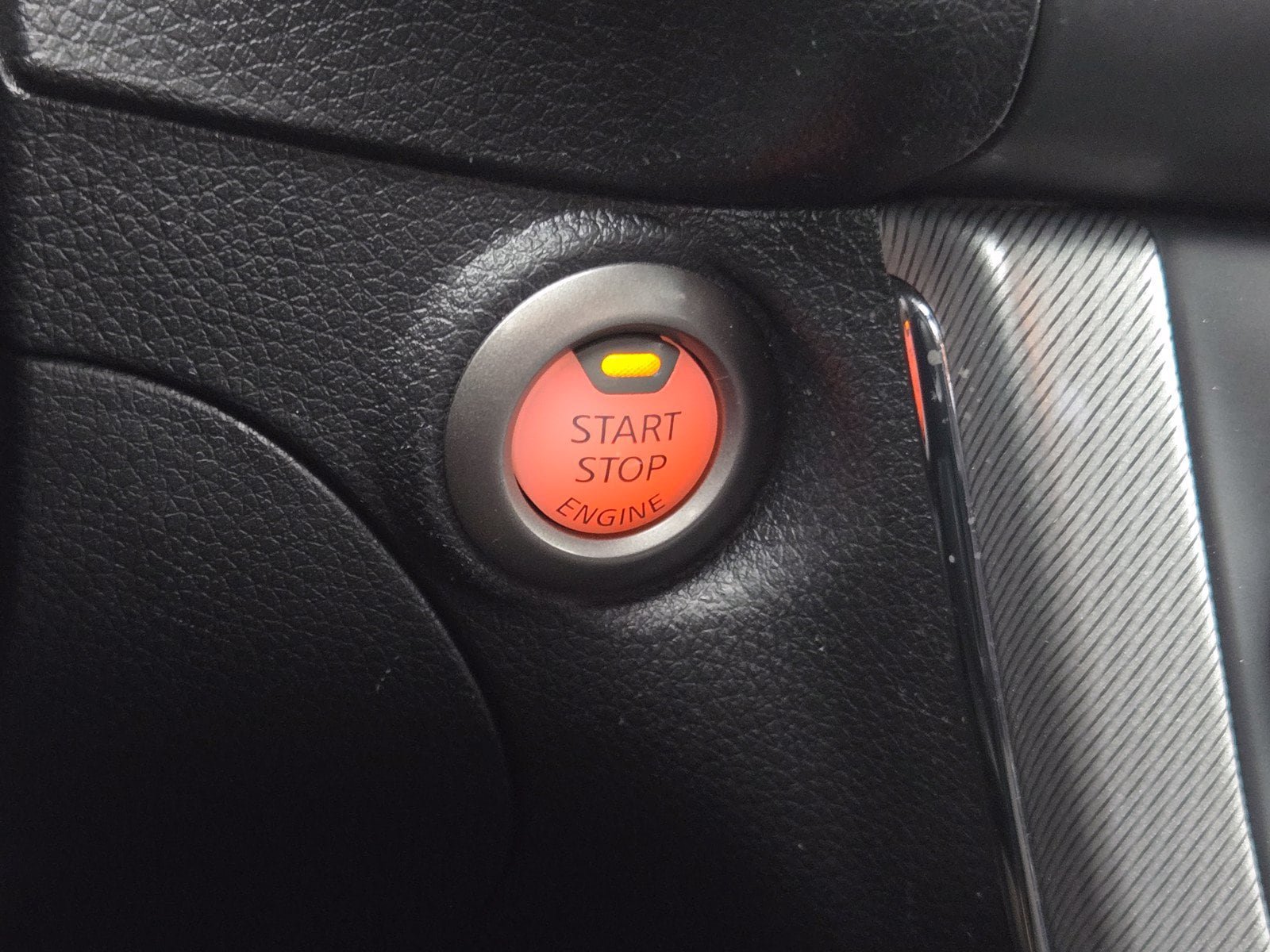Used 2015 Nissan Sentra FWD image 19
