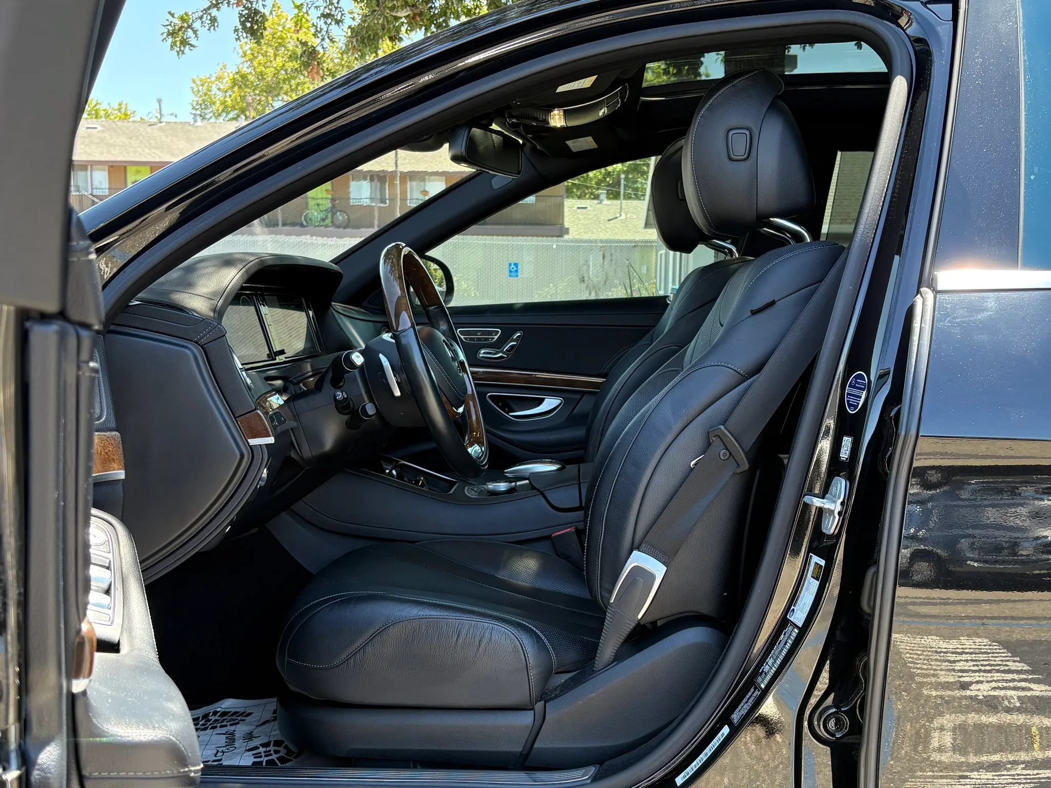 Used 2015 Mercedes-Benz S 550 4MATIC Sedan image 9