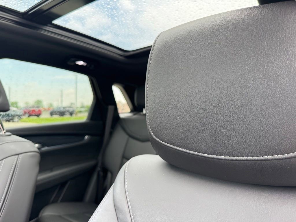 Certified 2023 Cadillac XT5 Premium Luxury FWD image 24