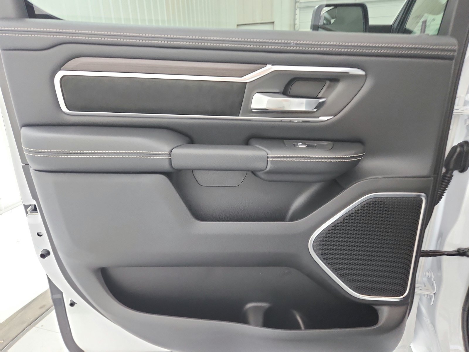 New 2026 RAM 1500 Laramie w/ Night Edition AWD/4WD image 37