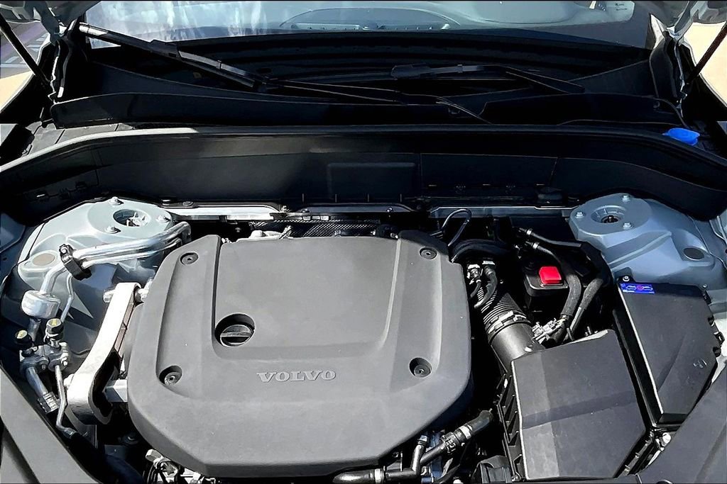 New 2026 Volvo XC90 B6 Plus w/ Protection Package Premier image 23