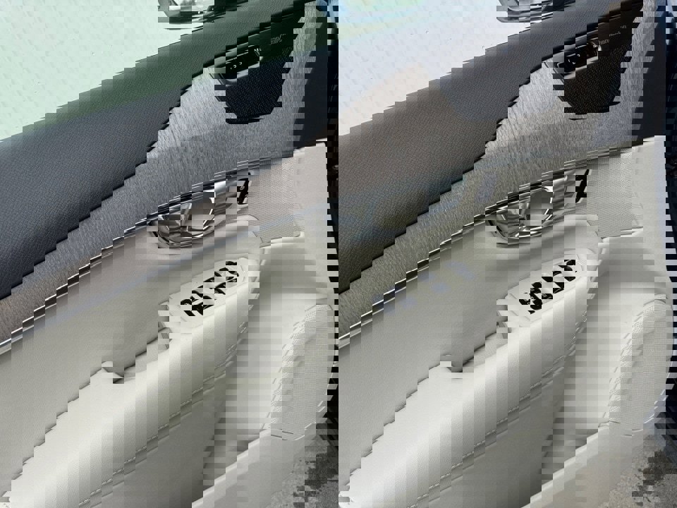 Certified 2023 Volvo XC90 B6 Plus w/ Protection Package Premier image 32