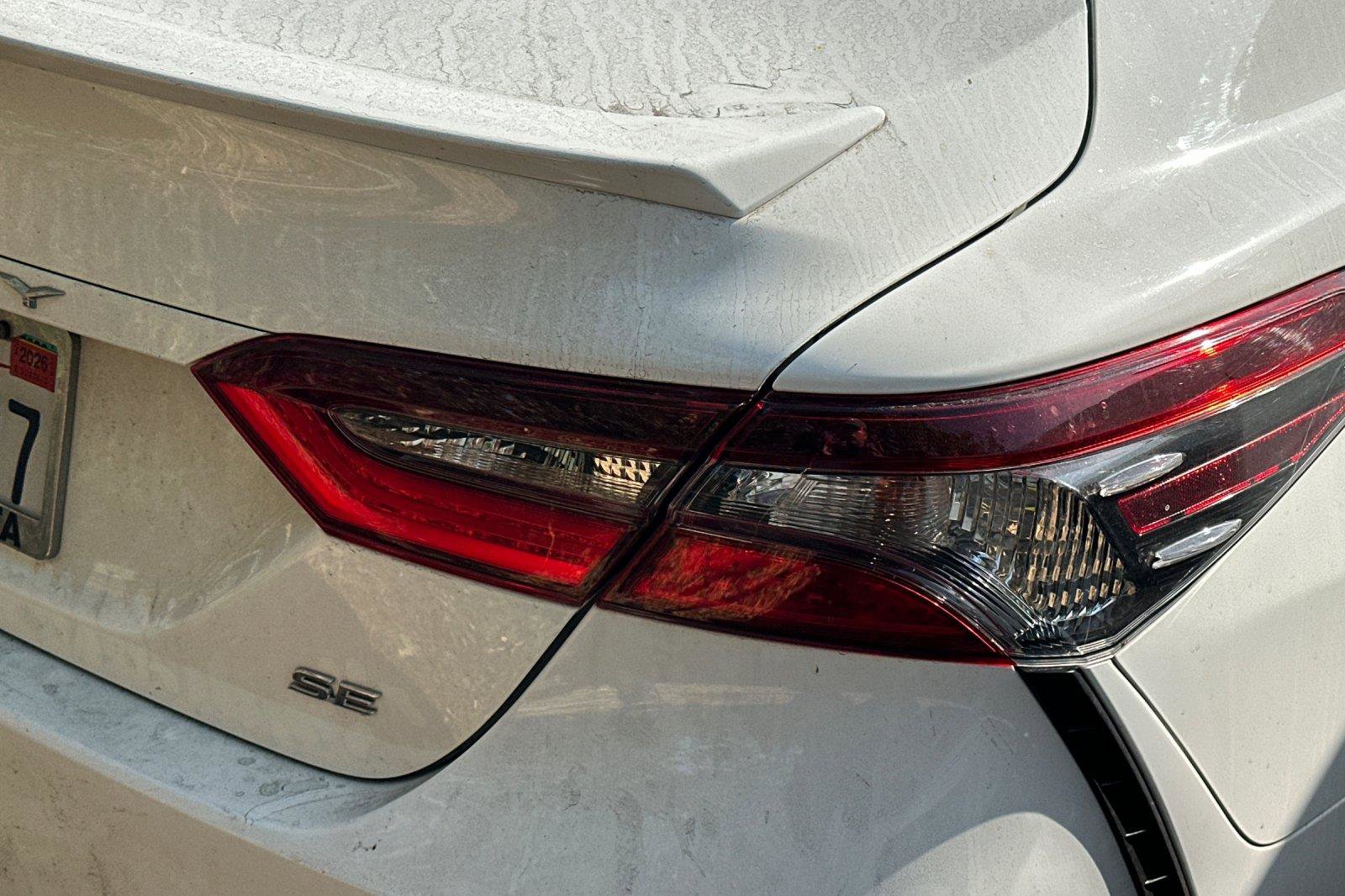 Used 2021 Toyota Camry SE image 5