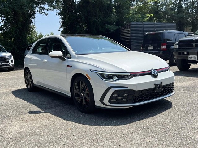 Used 2023 Volkswagen GTI SE image 6