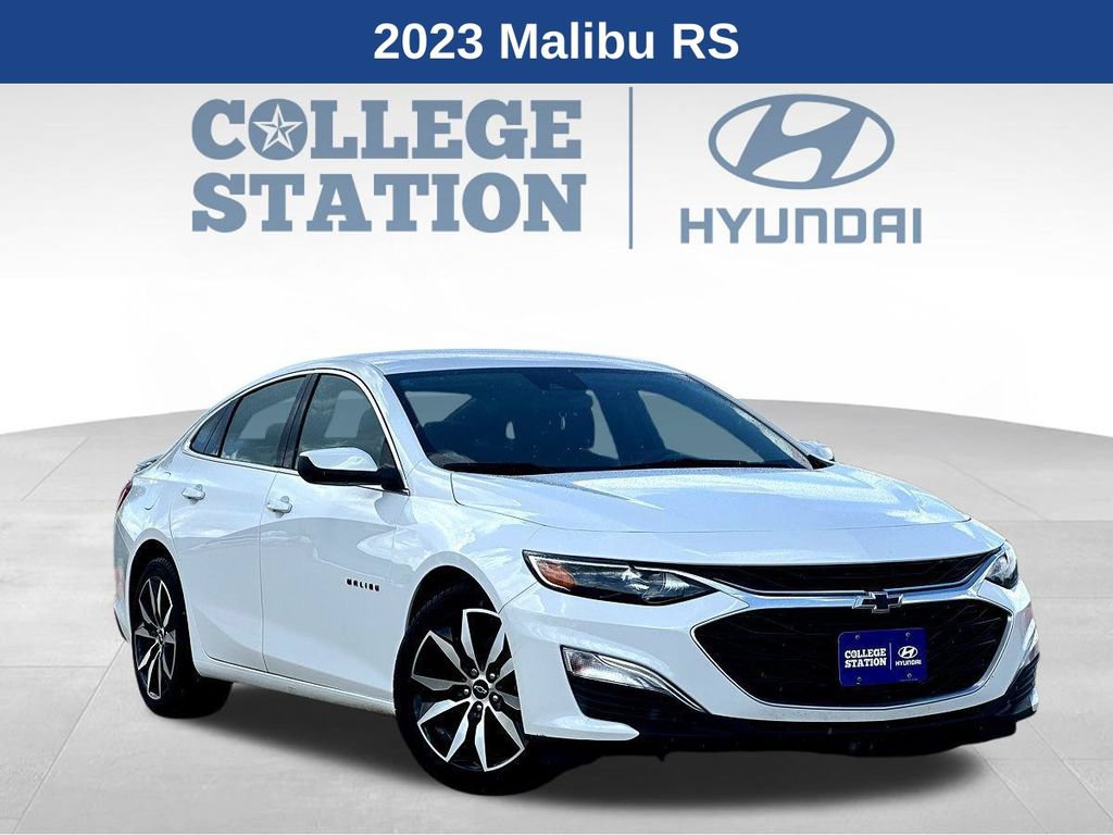 Used 2023 Chevrolet Malibu RS FWD image 1