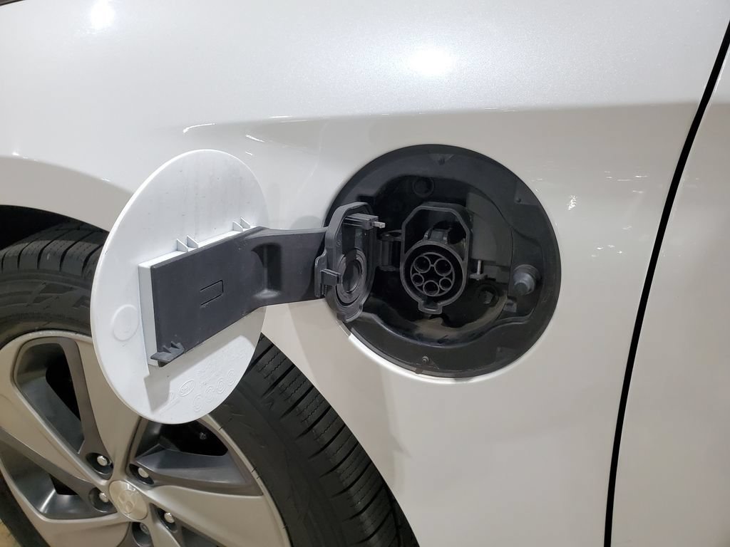 Used 2016 Hyundai Sonata Plug-In Hybrid FWD image 35