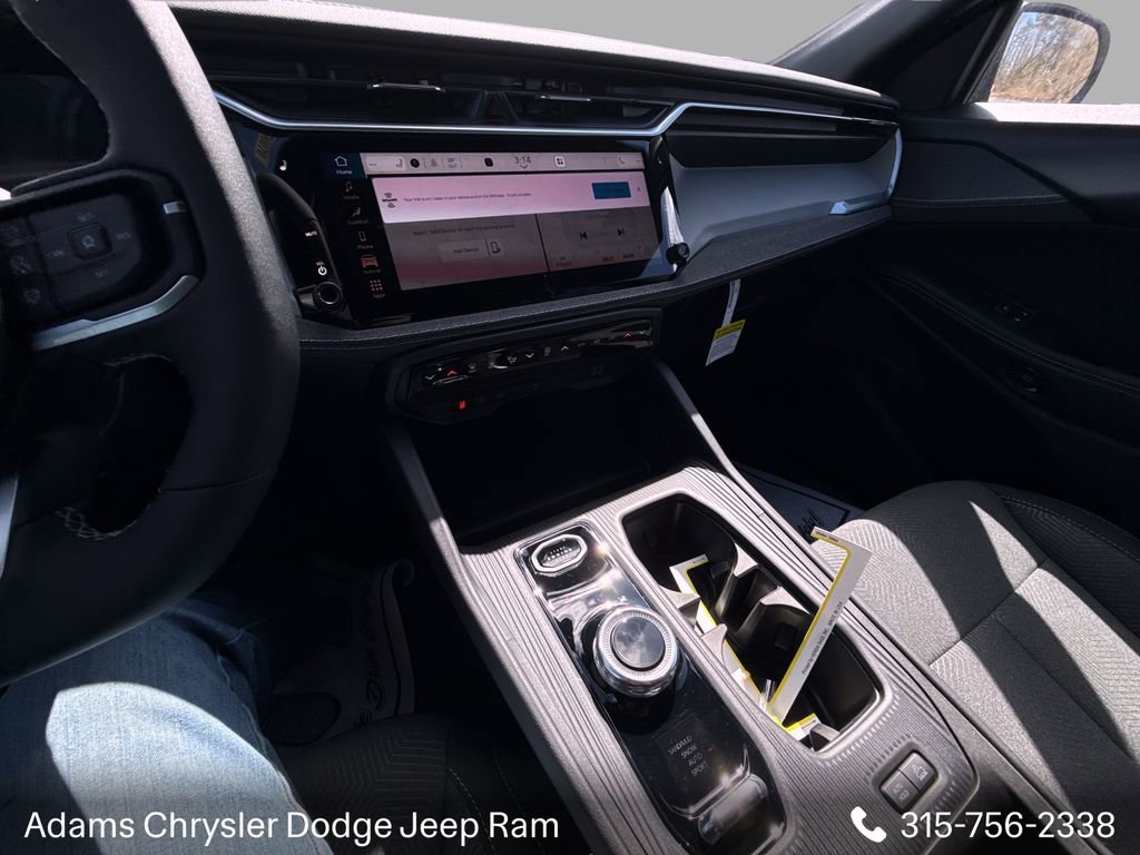 New 2026 Jeep Cherokee Laredo AWD/4WD image 19