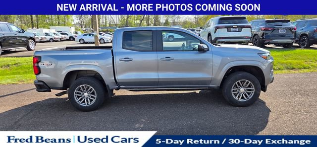 Used 2023 Chevrolet Colorado LT w/ LT Convenience Package III AWD/4WD image 11