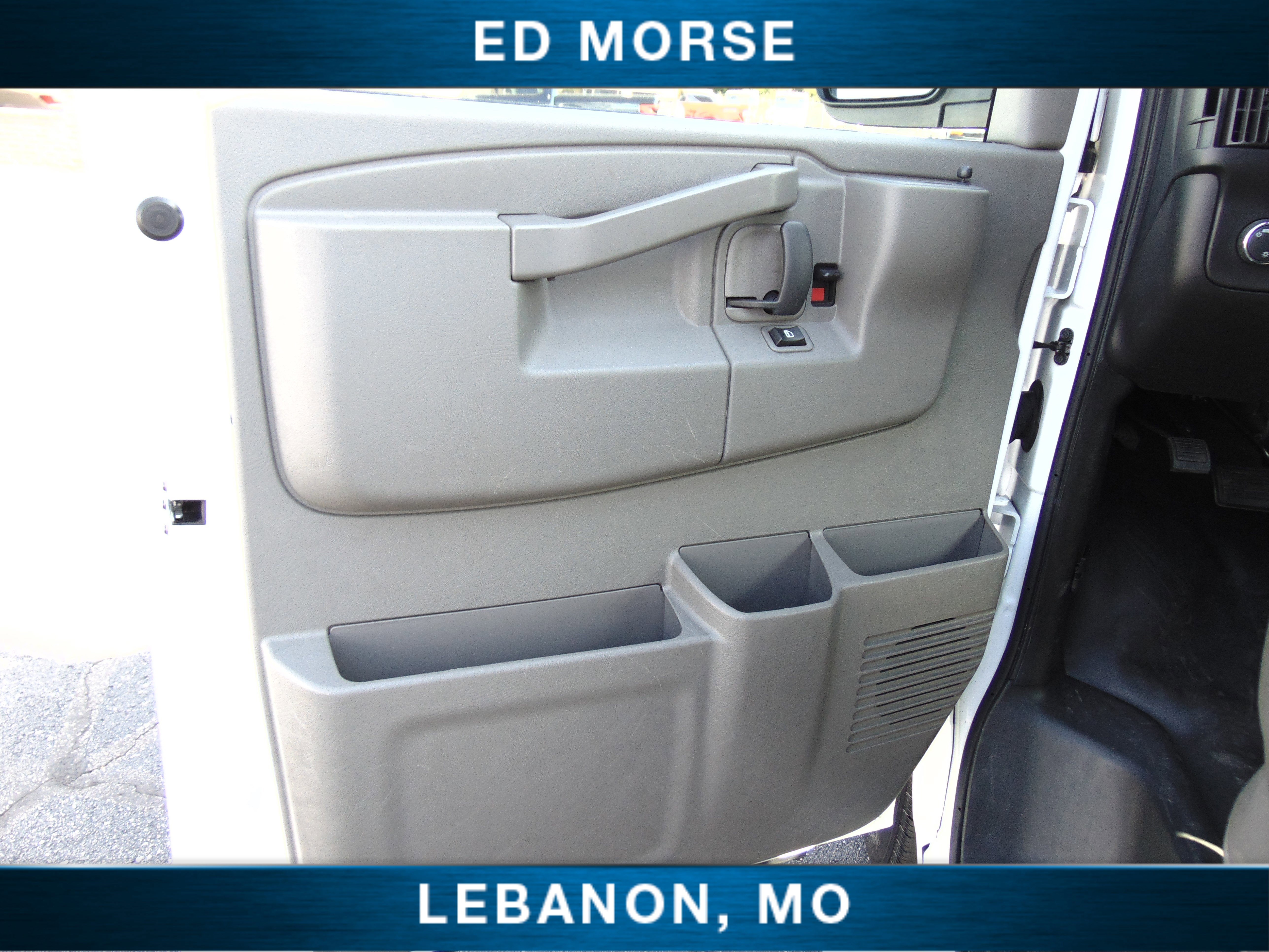 Used 2023 GMC Savana 2500 w/ Driver Convenience Package image 19