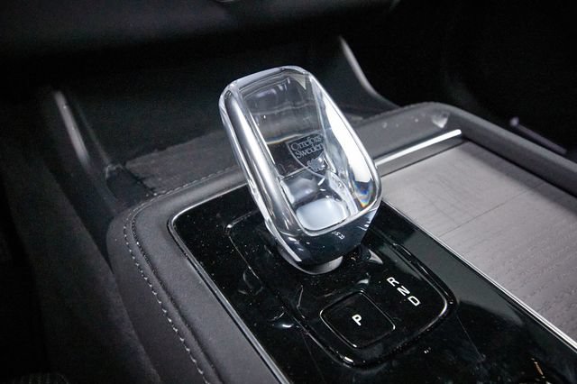 Certified 2026 Volvo XC90 B6 Ultra AWD/4WD image 13