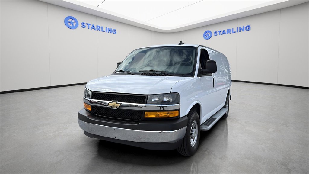 Used 2024 Chevrolet Express 2500 w/ Driver Convenience Package image 16