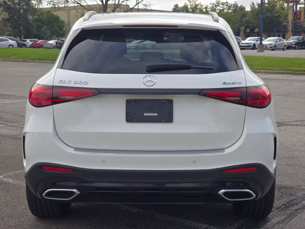 Certified 2024 Mercedes-Benz GLC 300 4MATIC image 16