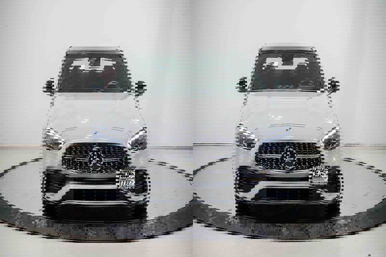 Used 2025 Mercedes-Benz C 300 Sedan image 6