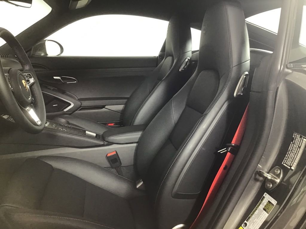 Certified 2024 Porsche 718 Cayman GTS RWD image 5