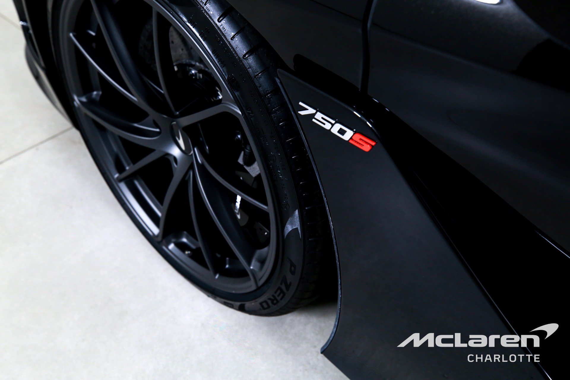New 2026 McLaren 750S Spider RWD image 32