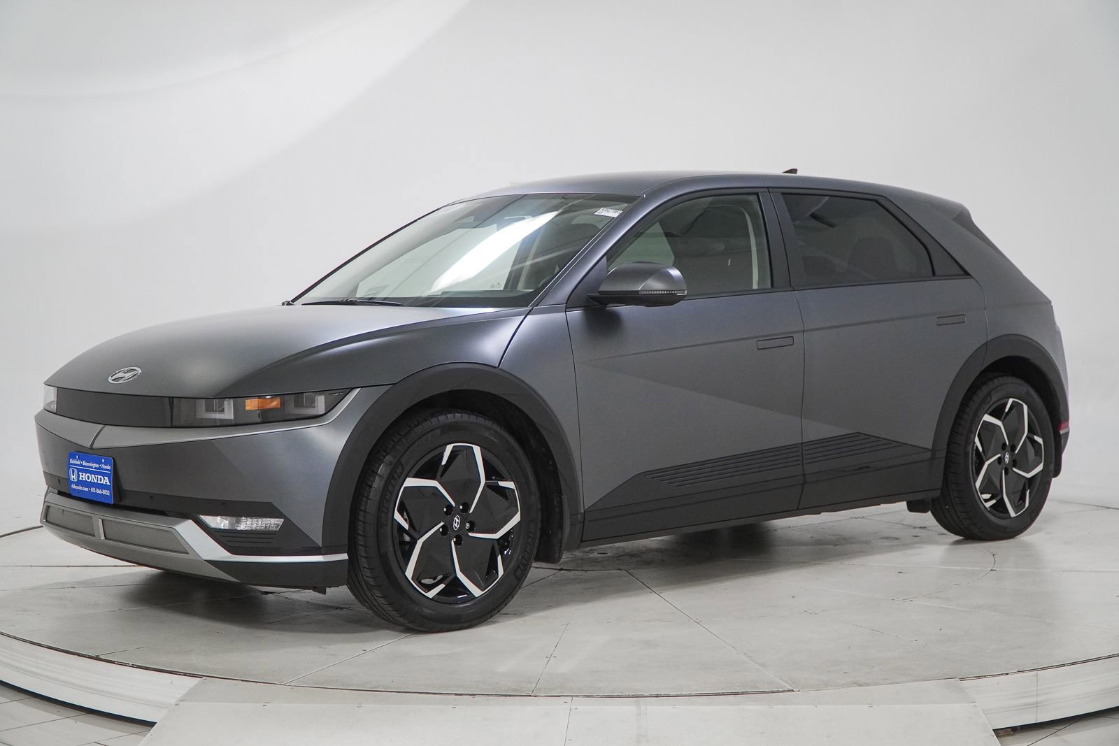 Used 2024 Hyundai Ioniq 5 SEL AWD/4WD image 4