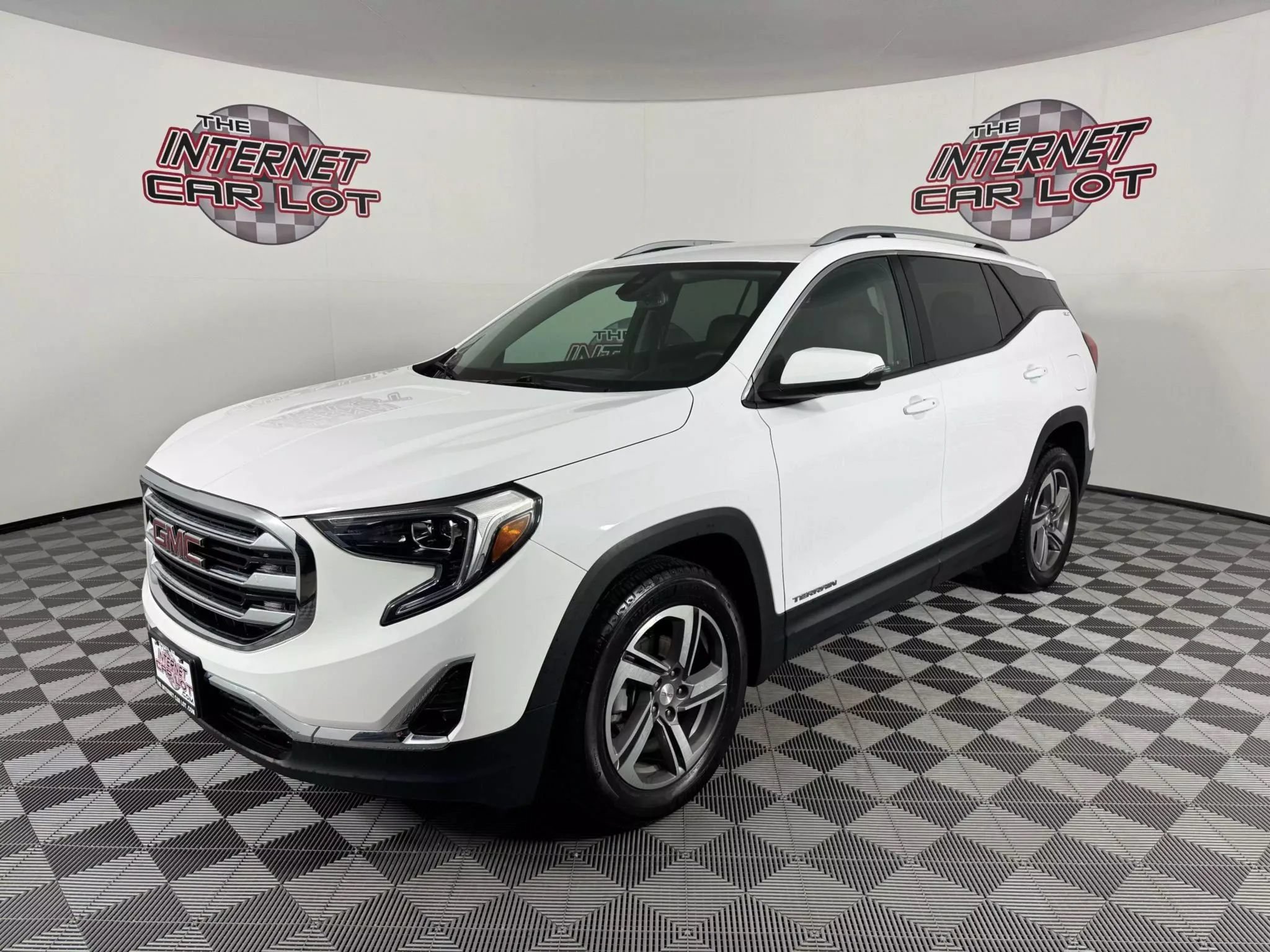 Used 2020 GMC Terrain SLT w/ Preferred Package AWD/4WD image 1
