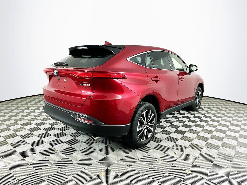 Used 2022 Toyota Venza LE AWD/4WD image 10