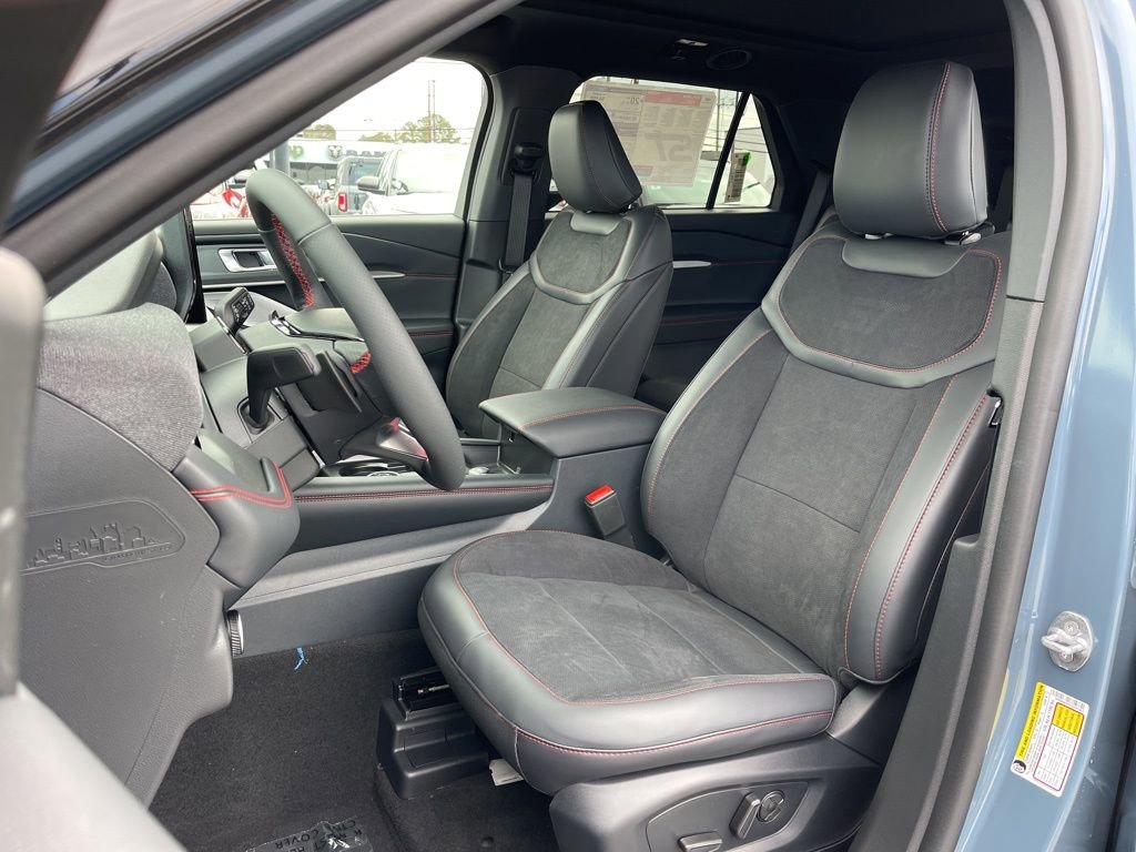 New 2026 Ford Explorer ST w/ Sun And Sound Package image 18