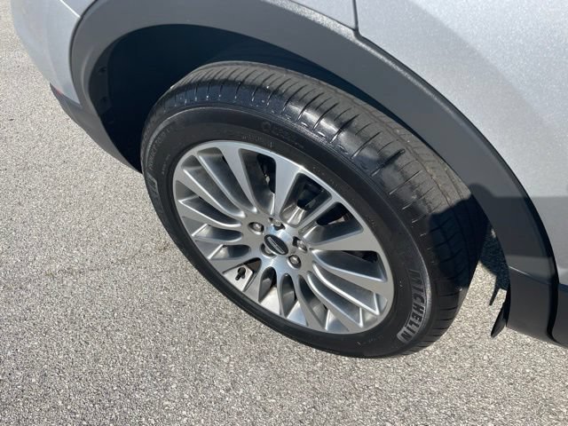 Used 2018 Lincoln MKC Reserve w/ Lincoln MKC Climate Package FWD image 15