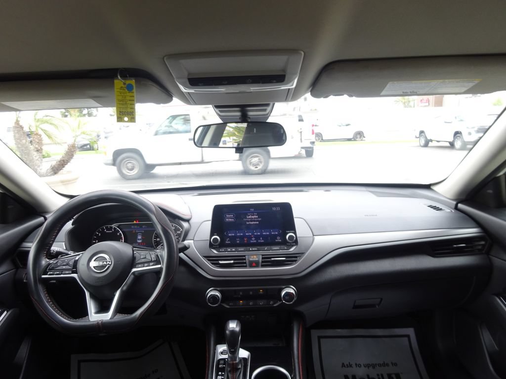 Used 2023 Nissan Altima 2.5 SR FWD image 23