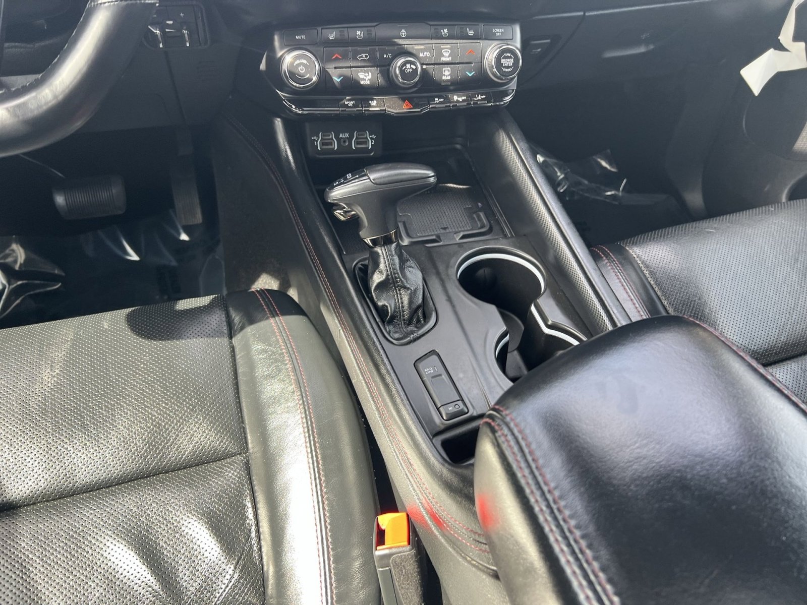 Used 2021 Dodge Durango R/T w/ Technology Group image 23
