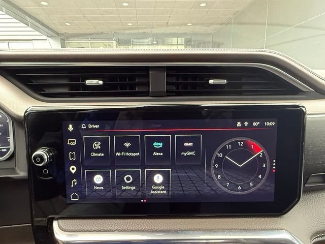 Used 2024 GMC Sierra 2500 Denali w/ Denali Reserve Package AWD/4WD image 30