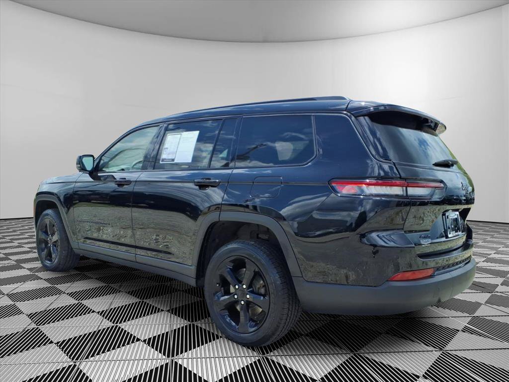 Used 2023 Jeep Grand Cherokee L Limited w/ Luxury Tech Group II AWD/4WD image 25