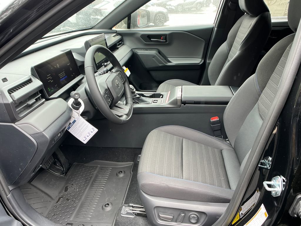 New 2026 Toyota RAV4 SE w/ Convenience Package AWD/4WD image 9