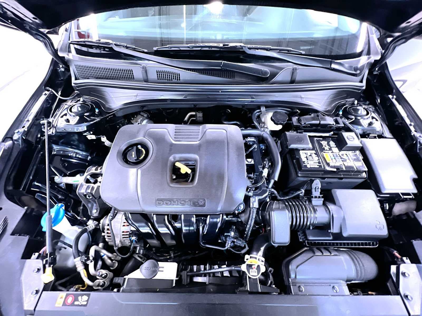 Used 2024 Kia Forte LXS w/ LXS Technology Package FWD image 11
