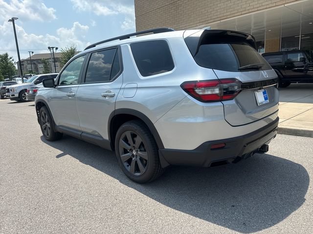 New 2026 Honda Pilot Sport image 2